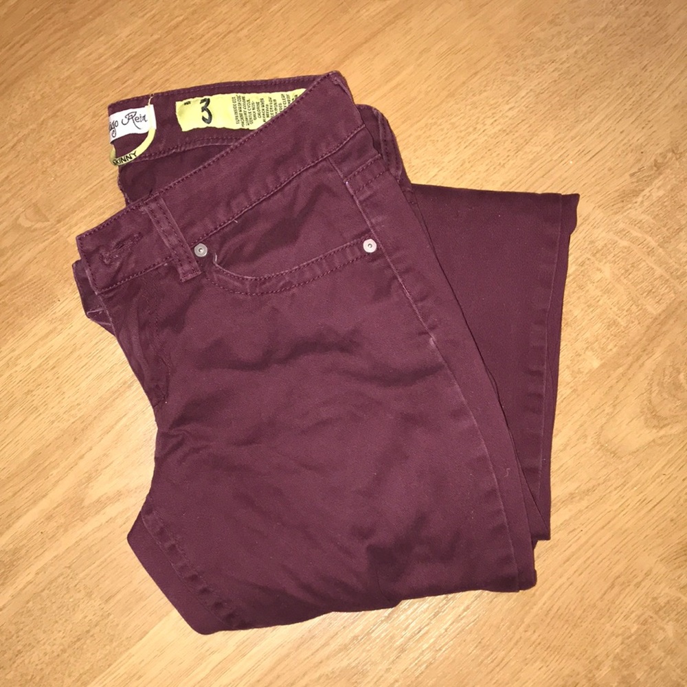 Low-Rise Maroon Jeans